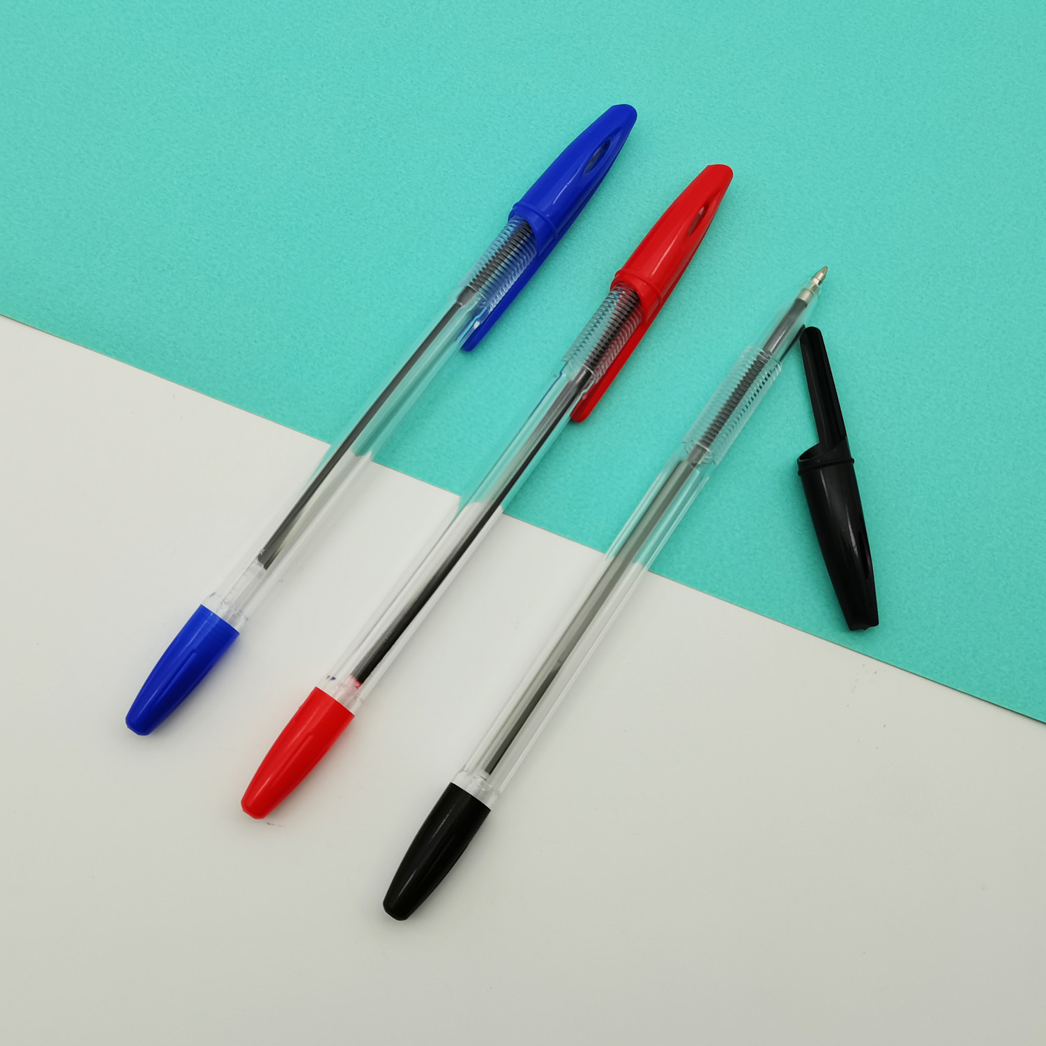 Wholesale manufacturer price plastic ballpoint ball pen low price blue red ink office writing black pen custom logo